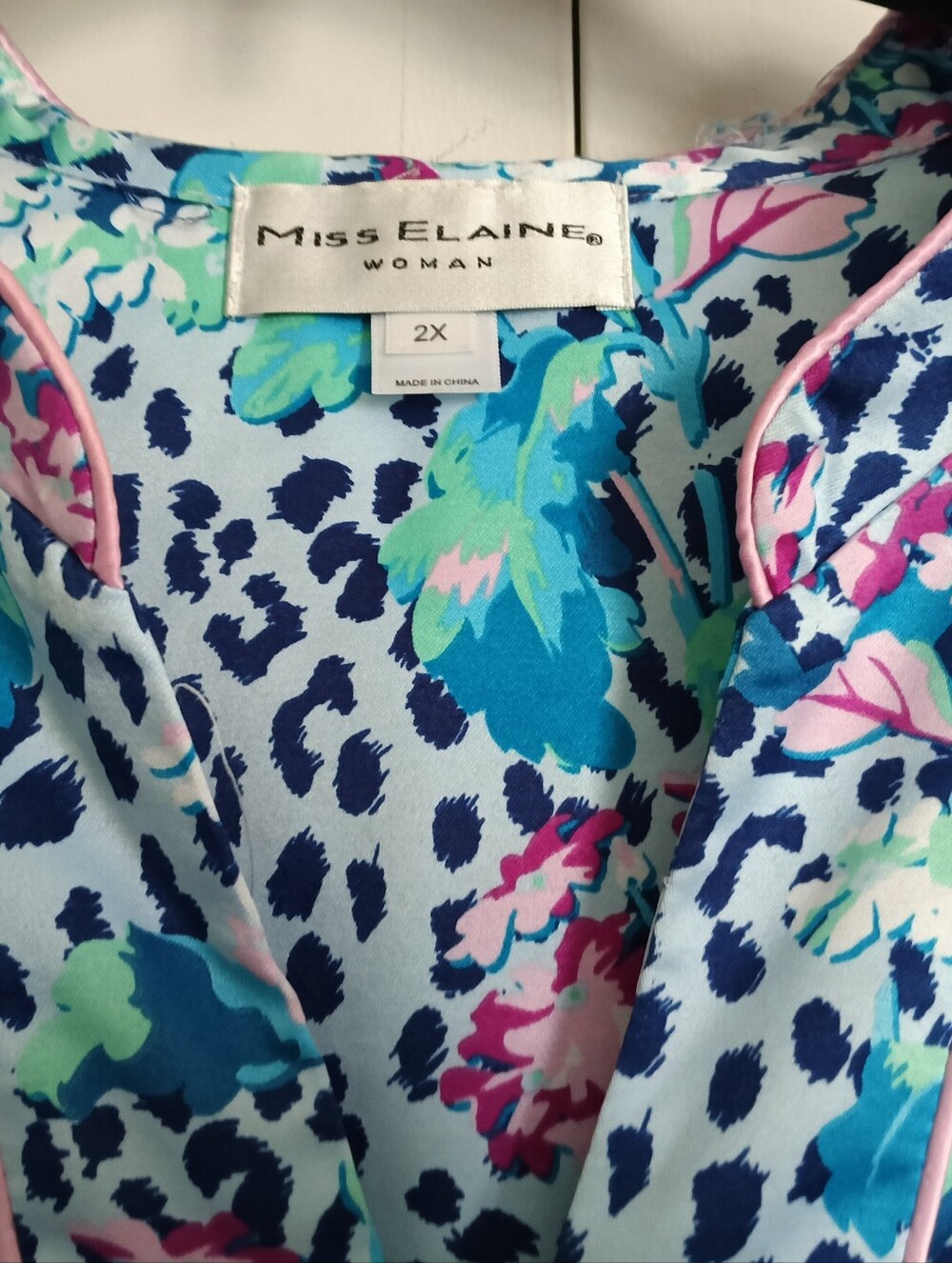 Women's Miss Elaine Floral Print Zip-Front Robe/Nightgown (2X) - Picture 14 of 15